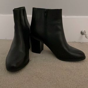 Seychelles Black Ankle Bootie